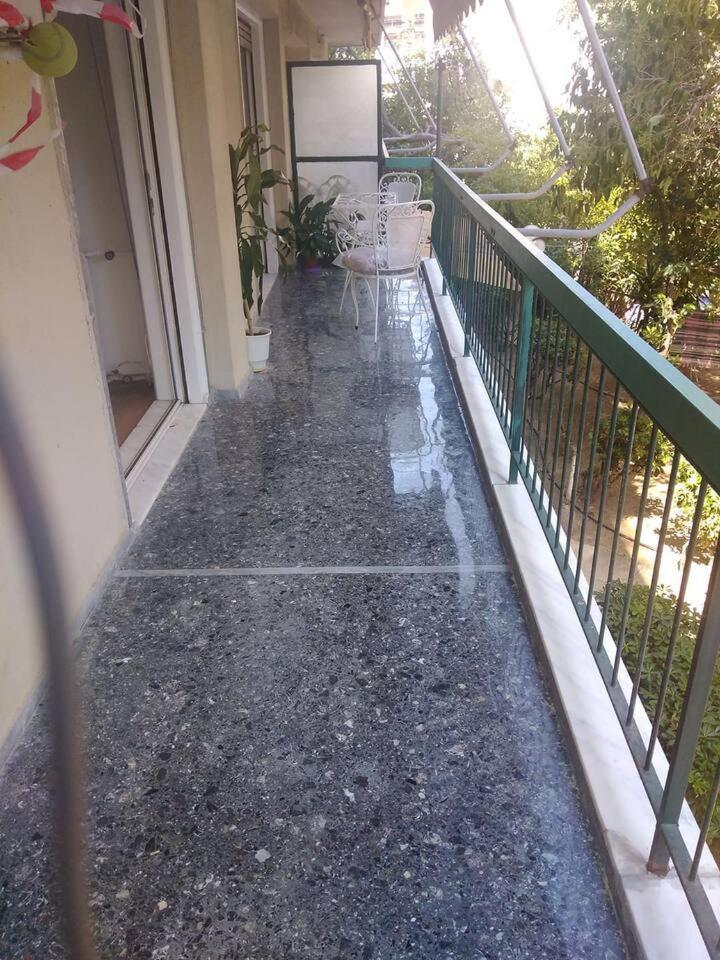 Flor De Mayo,Apt In Alimos Near The Sea Athen Exterior foto